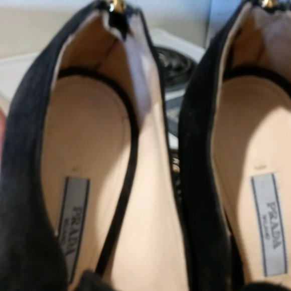 AUTHENTIC PRADA BLACK SUEDE HEELS - Picture 5 of 7